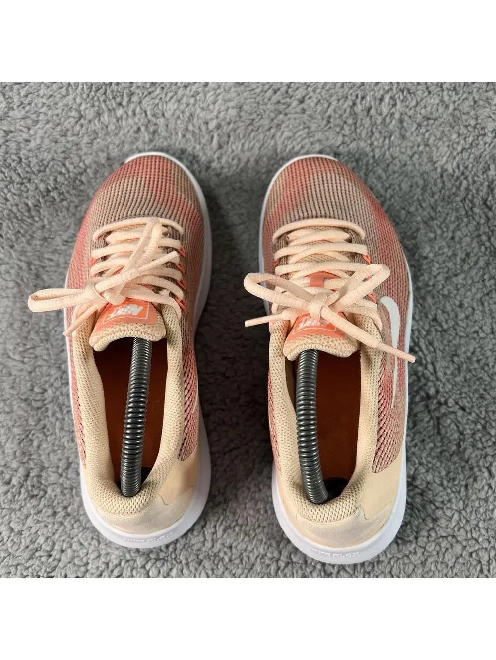 Nike Flex 2018 RN / 6.5Y / Pink Peach 6.5 youth running gym